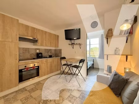 appartement t2 rénové – petite copropriété à faibles charges