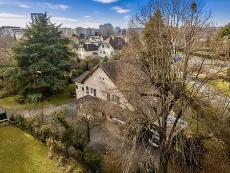 maison de charme avec un grand terrain à deux pas de genève