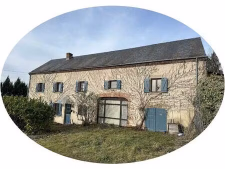 auv 1213 : grande maison habitable au calme  parcelle 570m2