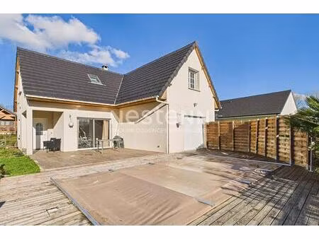 a vendre à 30 minutes d'aurillac  à arnac  sur terrain de 900 m²  maison récente de type 4