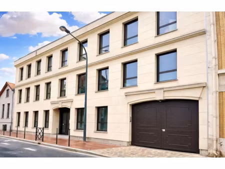 immeuble mixte bureaux / logements à restructurer