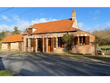 location maison  m² t-4 à ligny-le-ribault  870 €