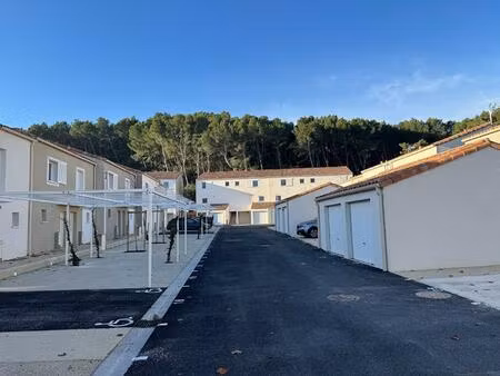 villa t4 neuve à orgon en frais notariés réduits.