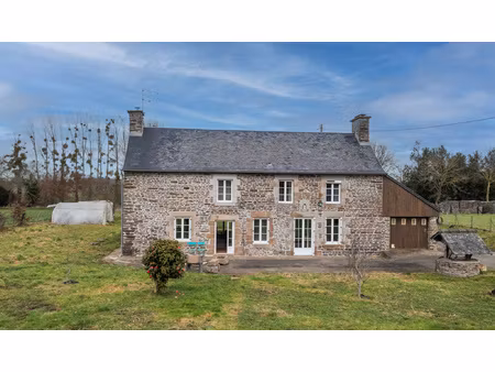 longère en pierre de 133 m2 proche de saint-james sur terrai