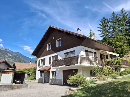 grande maison 5 chambres plein sud  aigueblanche