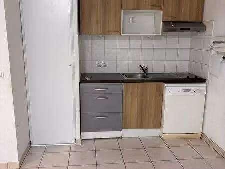 appartement t2 st-jean