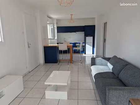 t2 meublé à l'année socoa avec parking