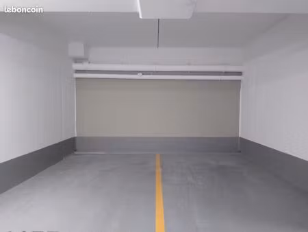 parking résidence neuve antony