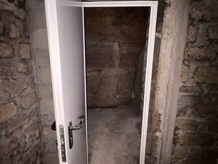 location cave 11m2 paris 75016