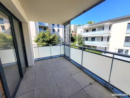 appartement 3 pièces 62 m²