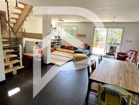 maison 6 pièces 149 m²
