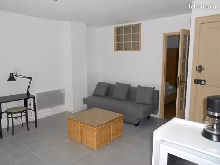 t1 à louer à sète