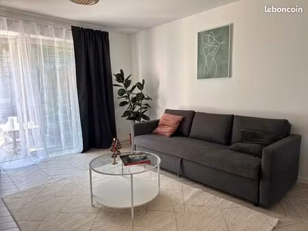 maison individuelle rénovée – calme absolu – centre-ville à pied