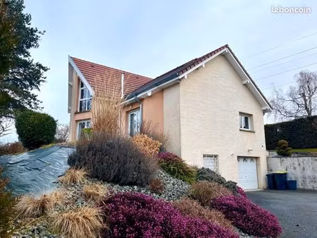 maison 6 pièces 178 m²