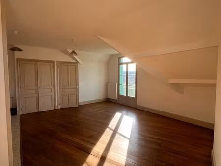 appartement à louer courpière