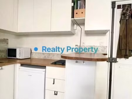 studio 1 pièce 14 m²