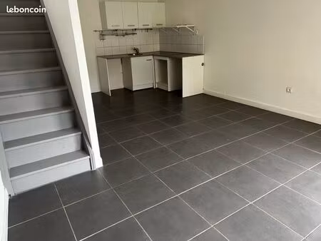 maisonette duplex proche centre ville avec parking