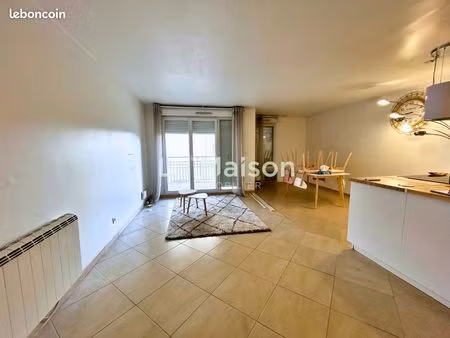 appartement 3 pièces 63 m²