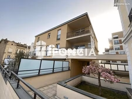 appartement 3 pièces 64 m²