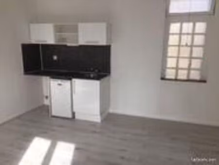 location appartement 1 pièce 28 m² à rouen (76000)