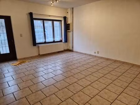 bel appartement sur 2 niveaux : 108 m2.