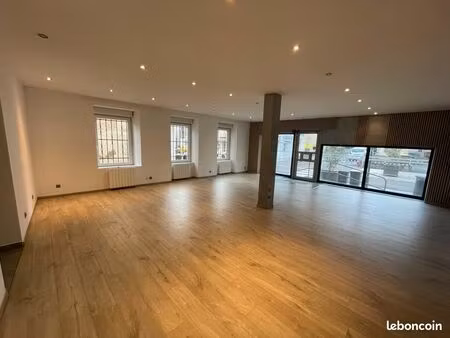 local commercial 80 m2