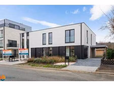 ben nieuwbouw woning met 2 slpkrs