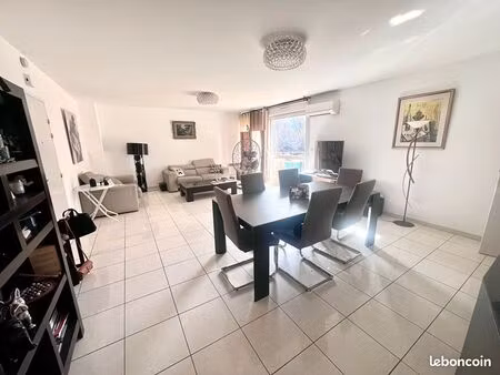 appartement 5 pièces 122 m²