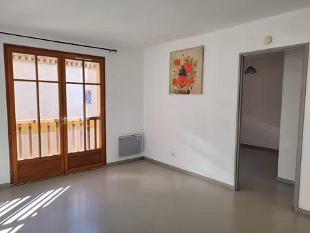 castelnau magnoac  appartement t3