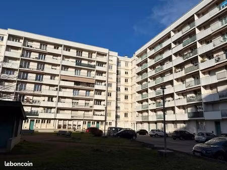 appartement 1 pièce 33 m²