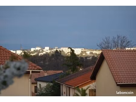 vend maison avec projet sur terrain 1000m2