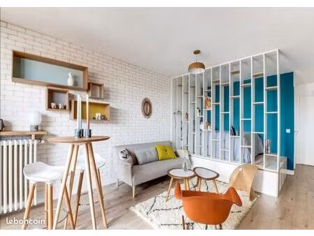 studio t1 lyon 7 refait à neuf