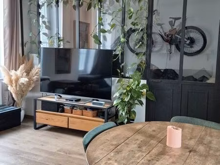 appartement t3 hyper centre sainte colombe 69m2