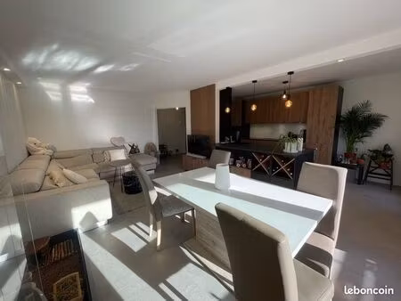 appartement accueillant et chaleureux