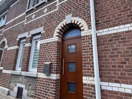 charmante maison 3 chambres avec jardin