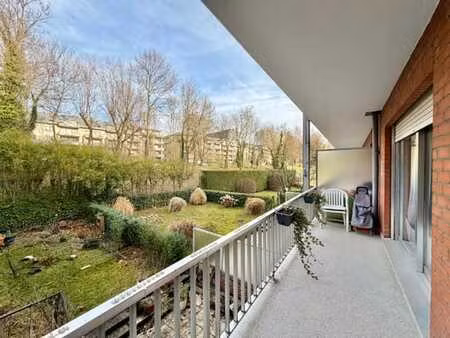 ! new ! app. 1 chambre + terrasse + garage inclus