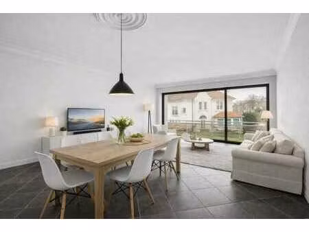 appartement 2 chambres rénové à vendre à la panne!