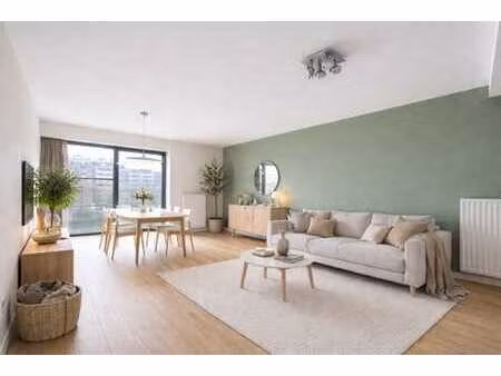 habitat économe en énergie avec vue sur le zuidpark  de gand