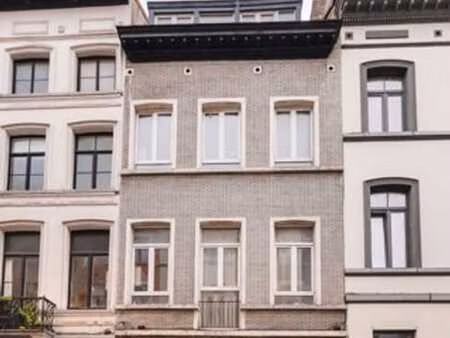 ixelles/jourdan immeuble de rapport +-250m² super potentiel