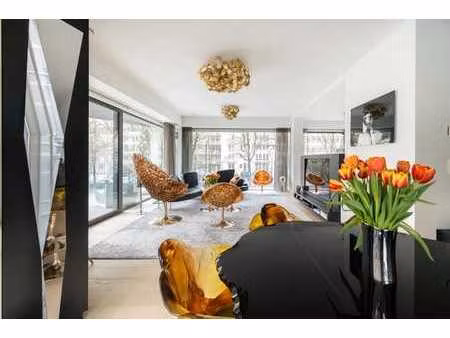 louise - appartement avec terrasse par marc corbiau