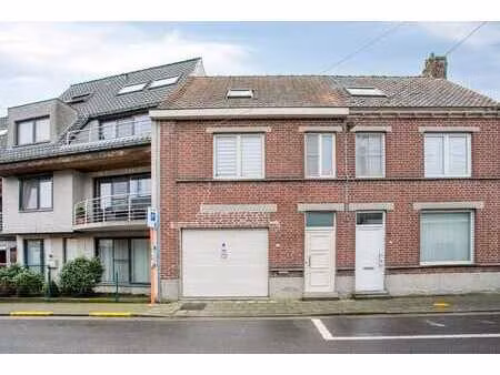 instapklare woning in centrum koekelare met 3 slaapkamers...