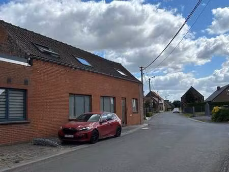 maison 1 chambre avec cour fermée