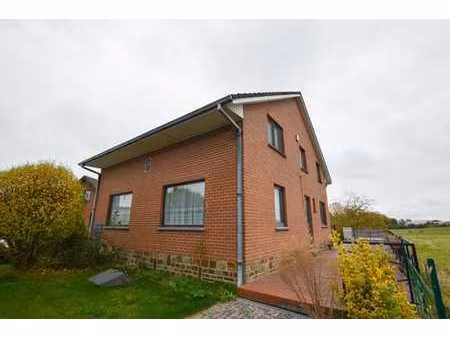 delfimmo - superbe villa avec garage - jardin - parking ext.