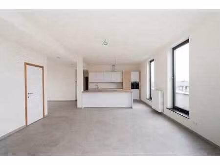 evere  penthouse neuf avec vue dégagée