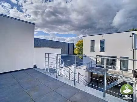 bel appartement 2 chambres sur deux étages