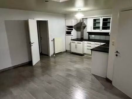 duplex à louer de 90 m² avec 2 chambres  parking  balcon