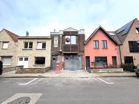 un appartement spacieux et bien entretenu de deux chambre...