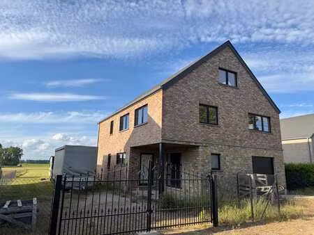 maison 4 façades en gros œuvre fermé à fernelmont