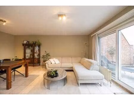 perfect onderhouden  lichtrijk appartement met ruim terras …