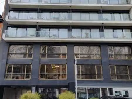 uccle : bureaux de standing de +/- 150 m²